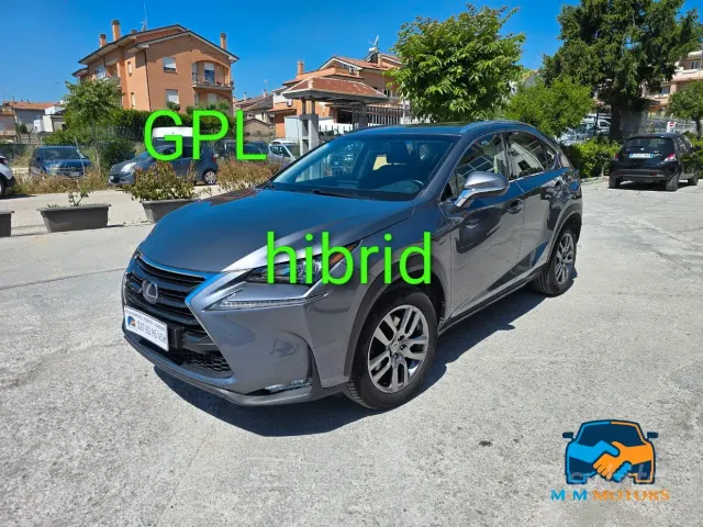 Lexus NX 1ª serie