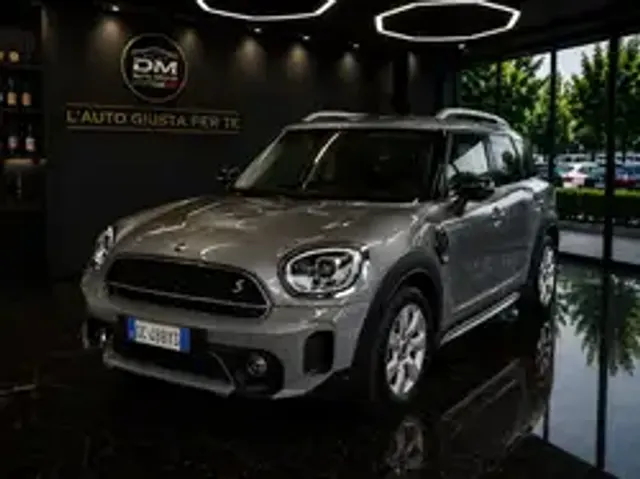 MINI Cooper SE Countryman