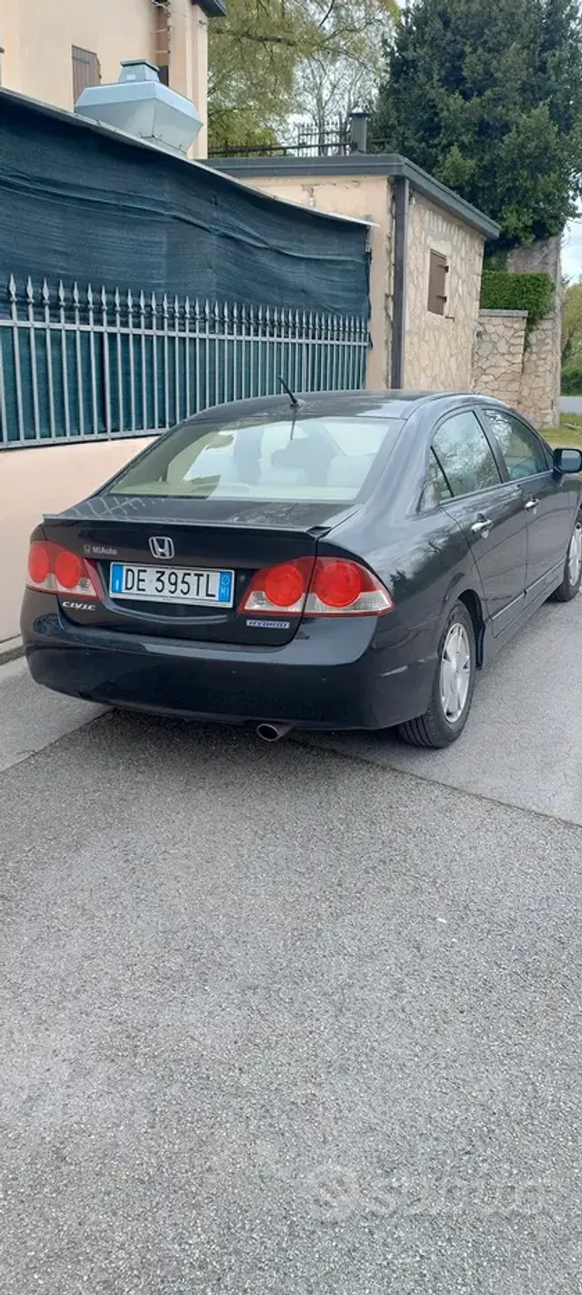 Honda Civic 8ª serie
