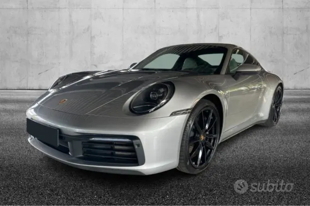 Porsche 911 (992)