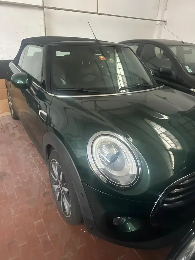 MINI Cooper Cabrio