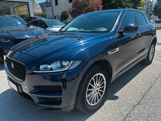 Jaguar F-Pace (X761)