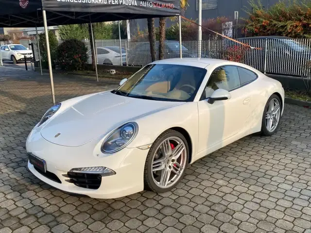 Porsche 991