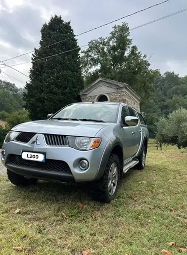 Mitsubishi L200