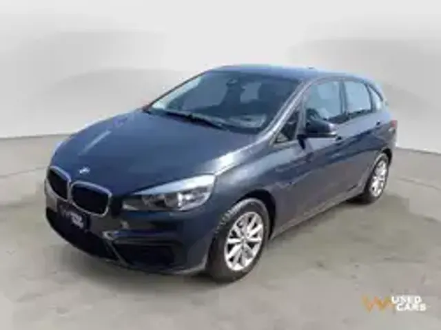 BMW 218
