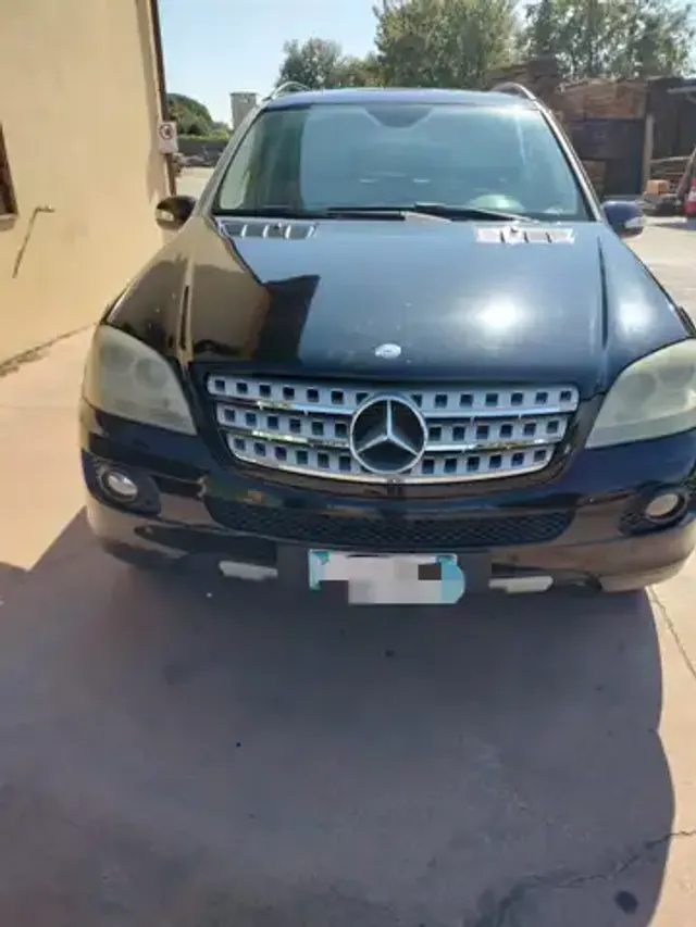 Mercedes-Benz ML 320