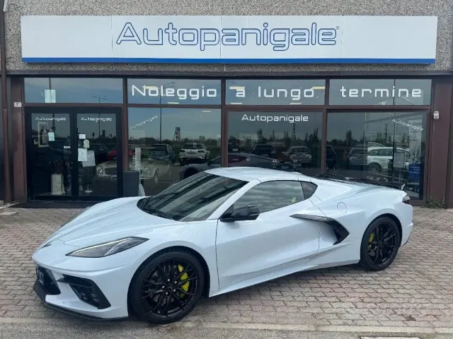 Chevrolet Corvette C8 Stingr.
