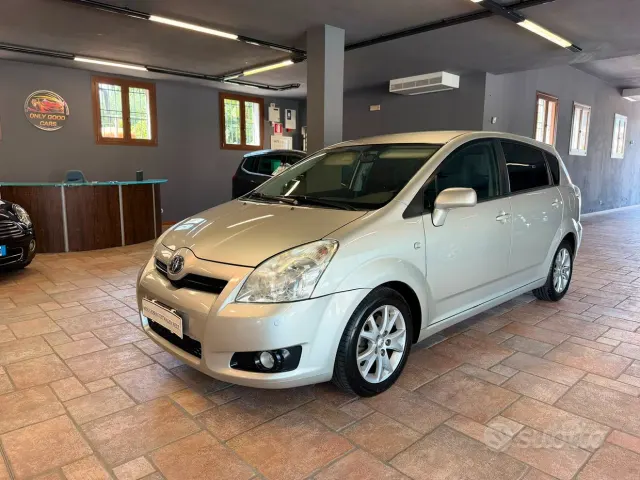 Toyota Corolla (2004-2009)