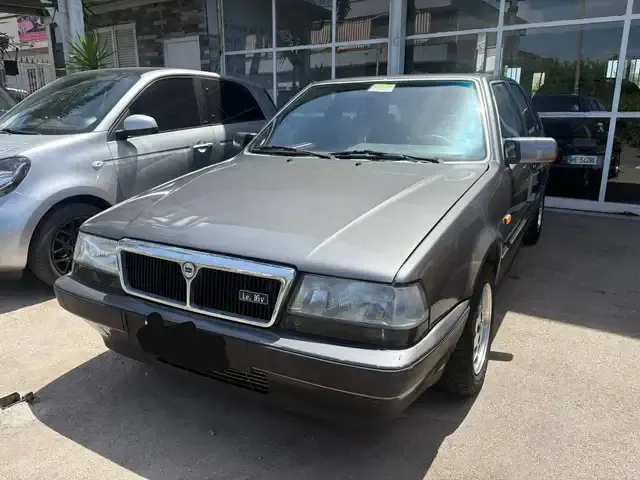 Lancia Thema