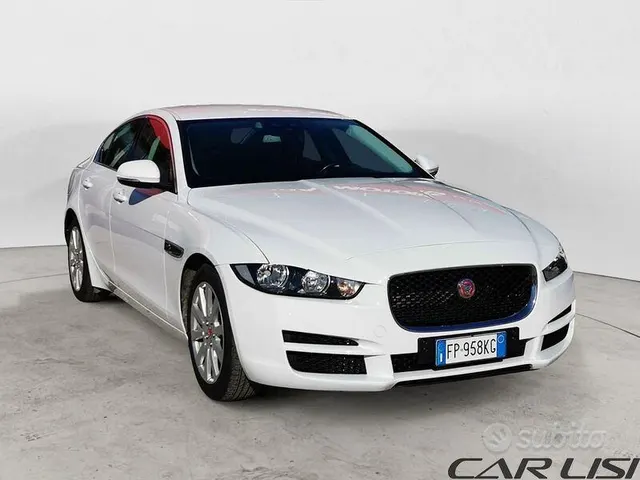 Jaguar XE (X760)