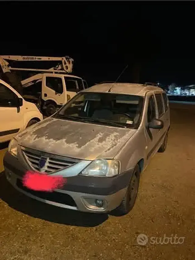 Dacia Logan 1ª serie