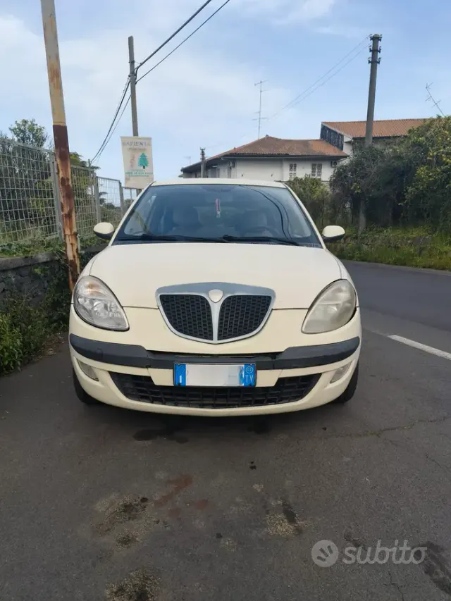 Lancia Ypsilon 2ª serie