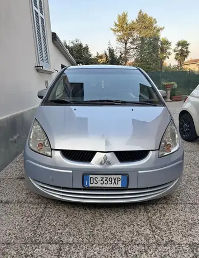 Mitsubishi Colt