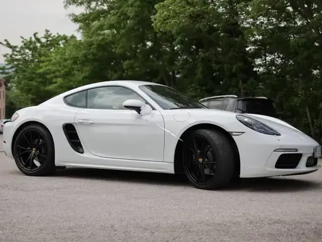 Porsche Cayman