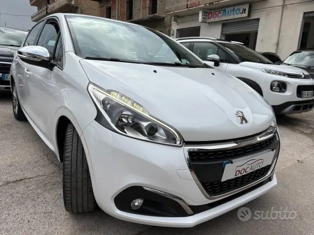 Peugeot 208 1° serie