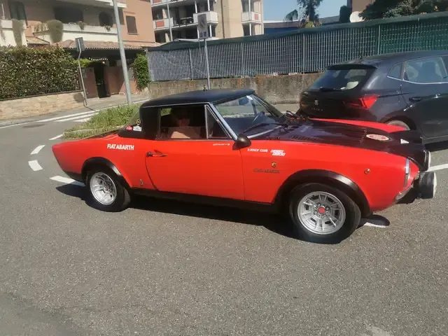 Abarth 124 Spider