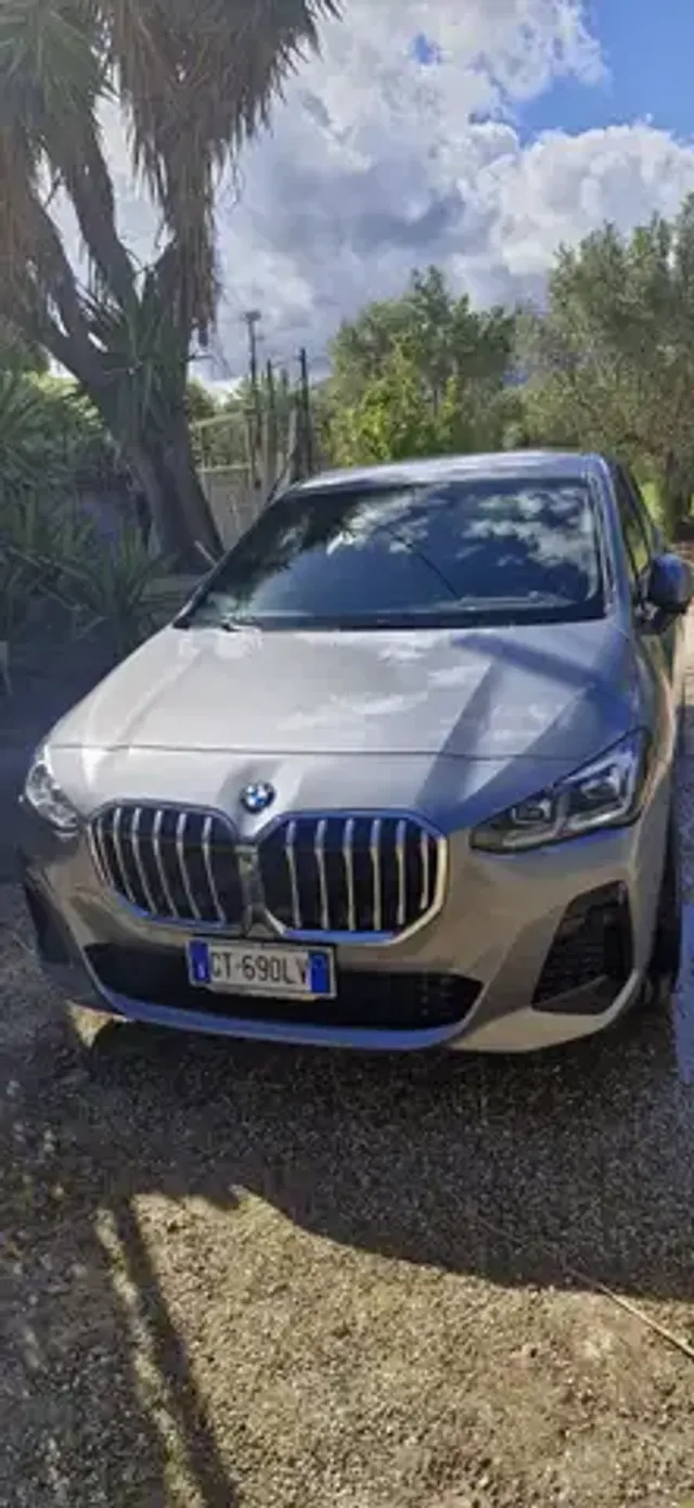 BMW 218