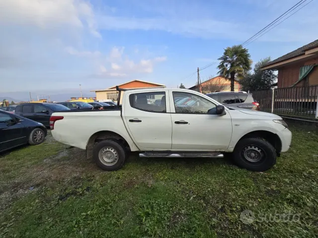 Mitsubishi L200 (2015-2019)