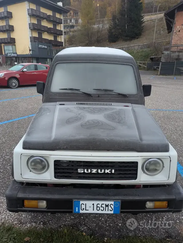 Suzuki Samurai
