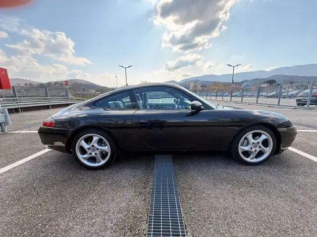 Porsche 996