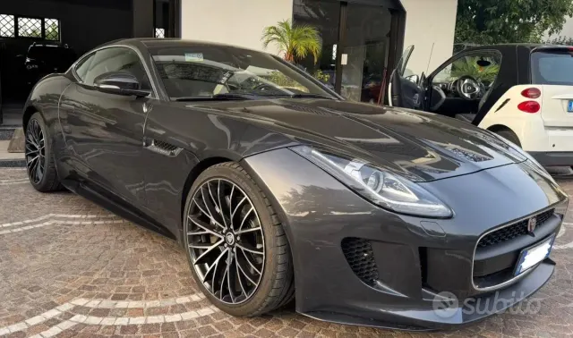 Jaguar F-Type (X152)