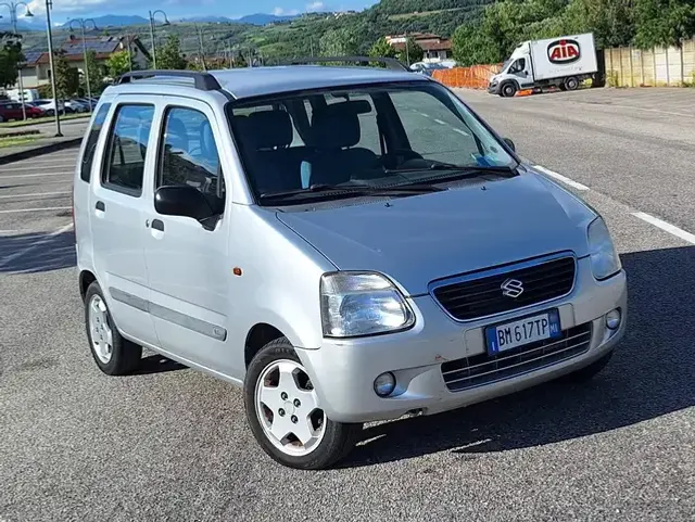 Suzuki Wagon R+