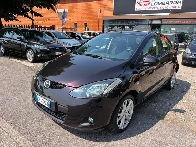 Mazda 2