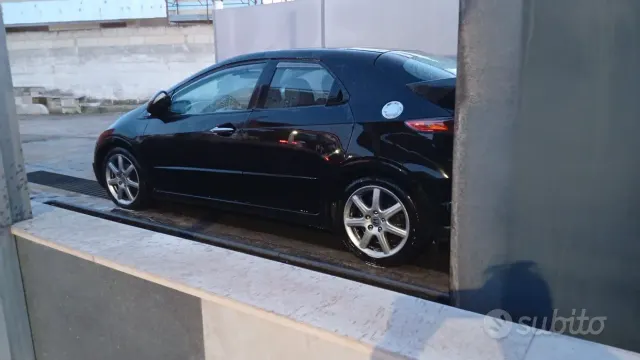 Honda Civic 8ª serie
