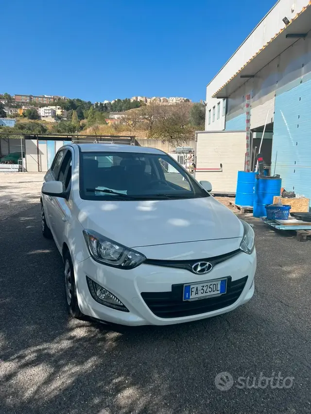 Hyundai i20