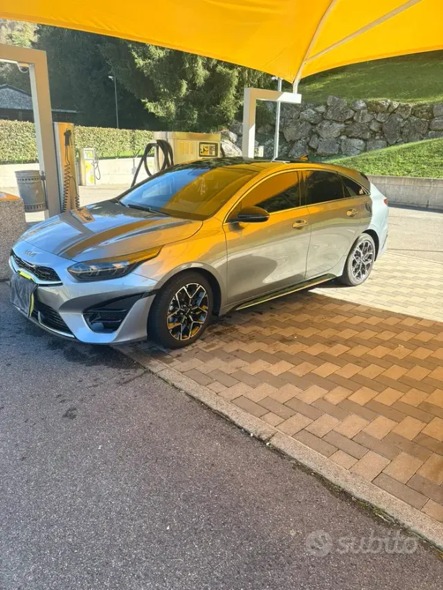 Kia ProCeed