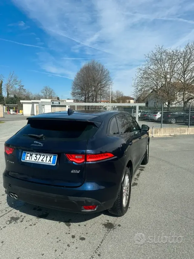 Jaguar F-Pace (X761)