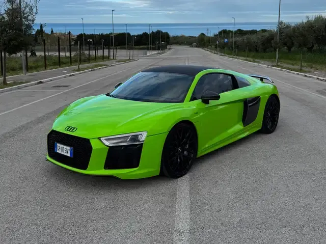 Audi R8