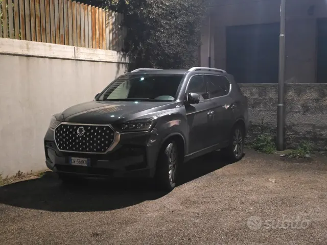 KGM Rexton