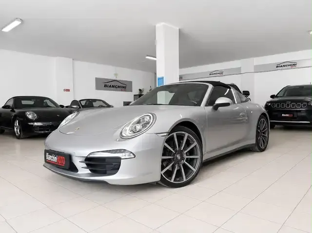 Porsche 991