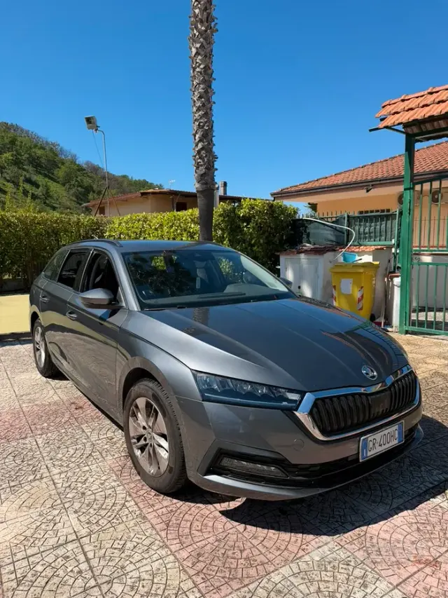 Skoda Octavia 4ª serie