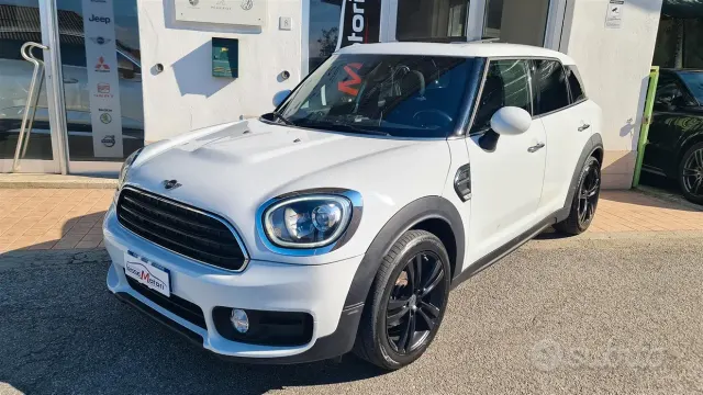 MINI Mini Countrym.(F60)