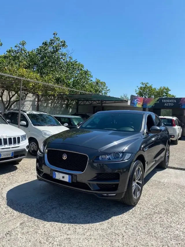 Jaguar F-Pace (X761)