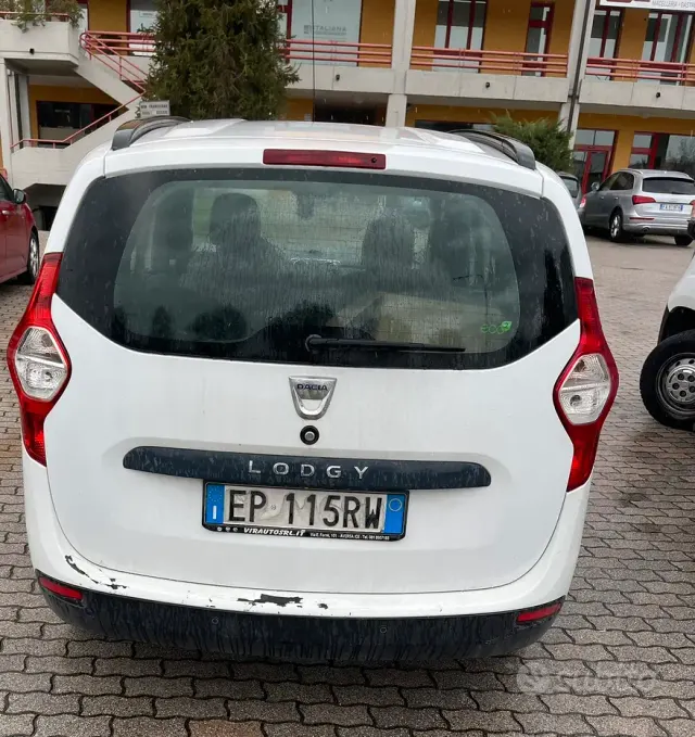 Dacia Lodgy