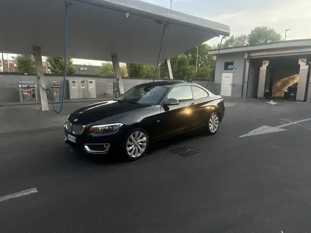 BMW 220