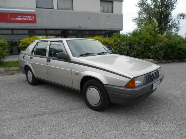 Alfa Romeo 75