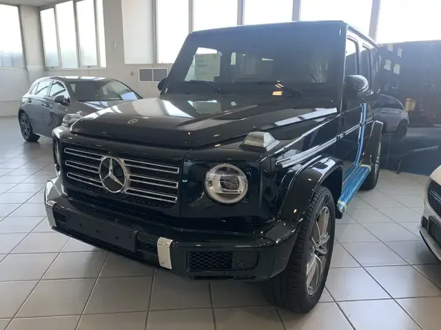 Mercedes-Benz G 400