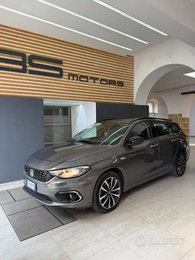 Fiat Tipo (2015-->)