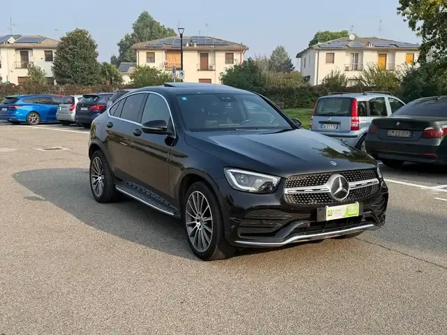 Mercedes-Benz GLC 220