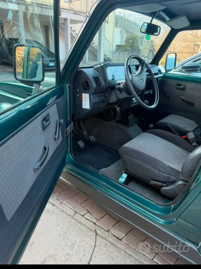 Suzuki Samurai