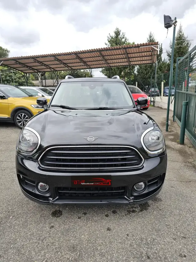 MINI One Countryman