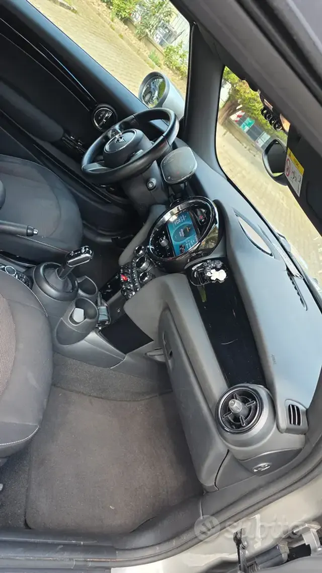 MINI Mini CooperCbr(F67)
