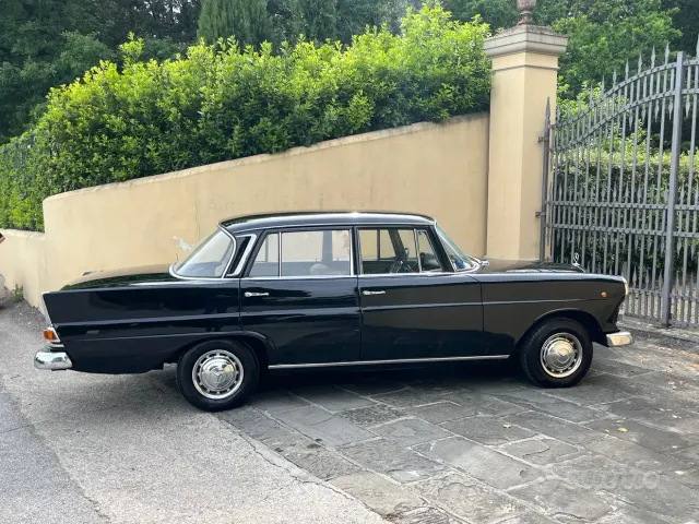 Mercedes-Benz Serie 200-280(W123)