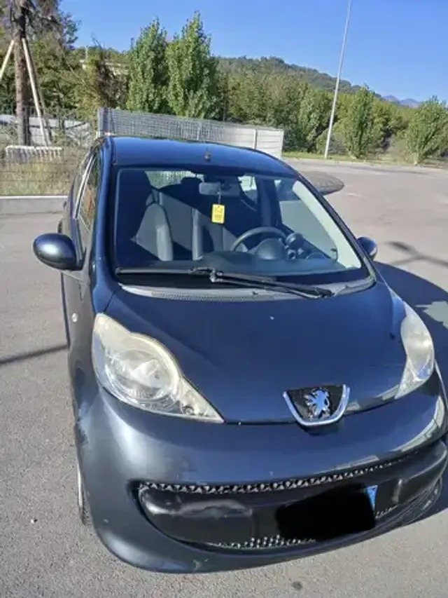 Peugeot 107