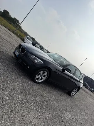 Bmw 116 116d 5p. Urban