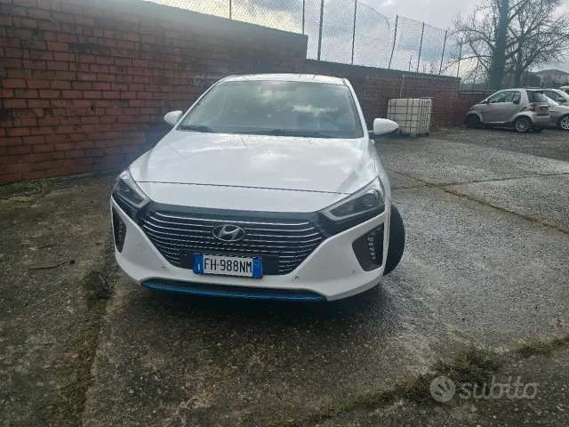Hyundai IONIQ